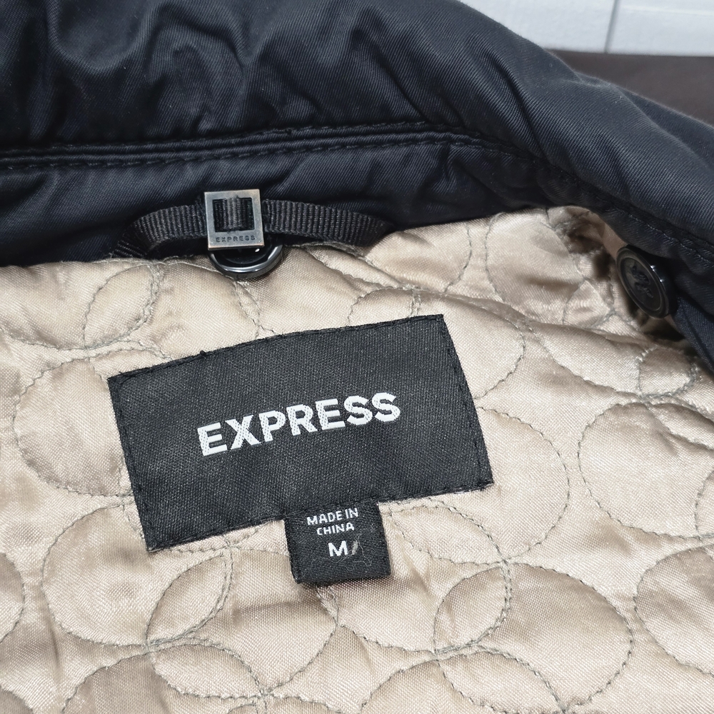 Express Black Puffer Jacket with Fur Trim - Picture 9 of 9